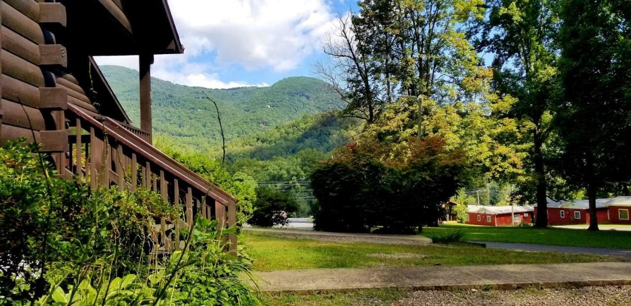Tanglewood Motel&Log Cabins Maggie Valley Eksteriør billede